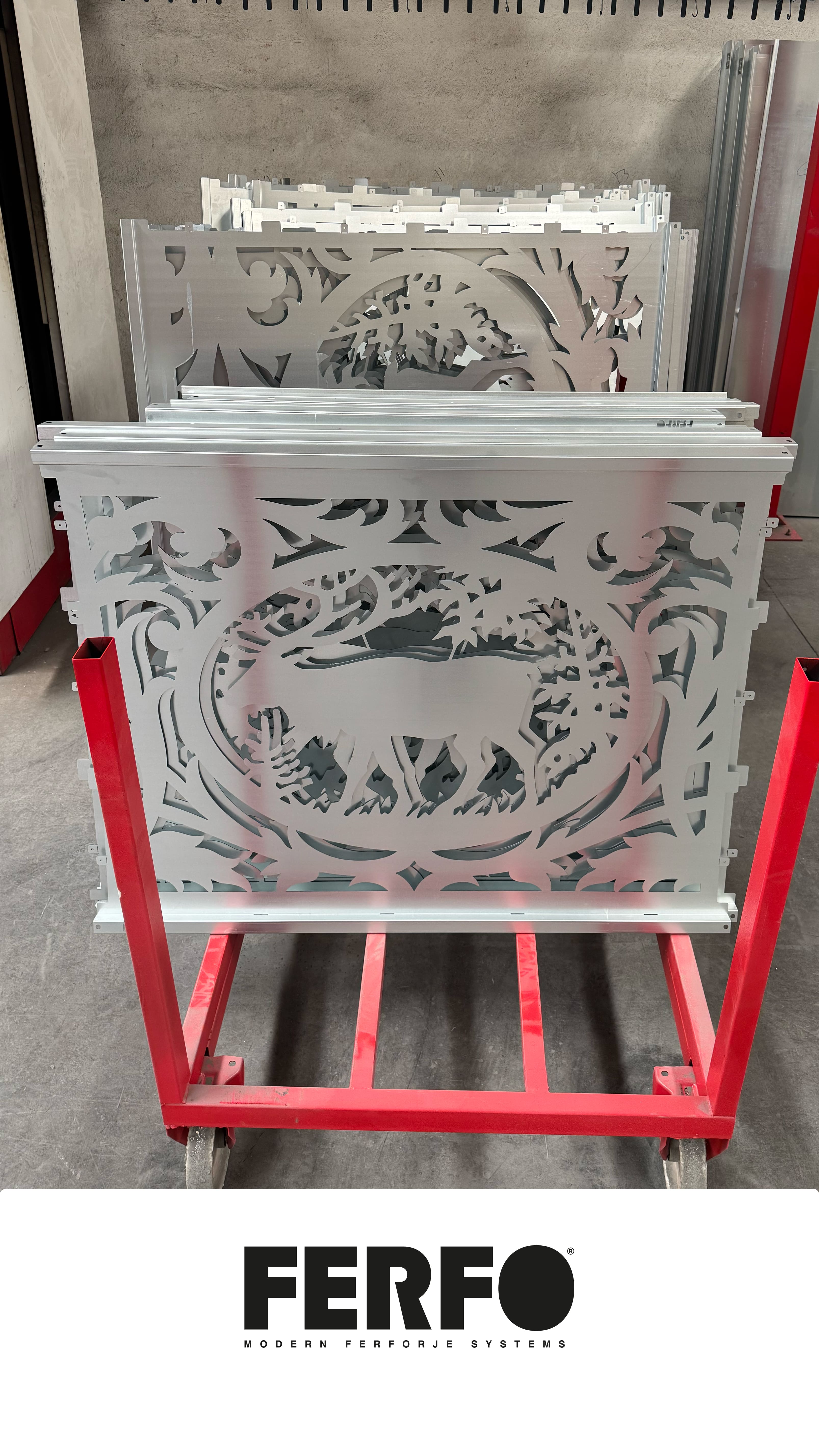 Ferfo - Ferfo Duvar Ustu Korkuluk Sistemleri Lazer Korkuluk Modelli Menfez Fransiz Balkon Korkuluk